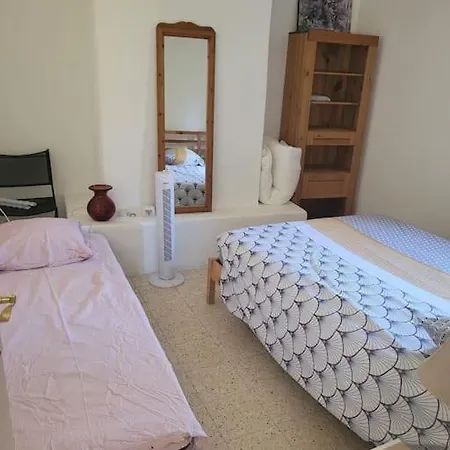 Semesterbostad Maison Authentique Avec Jacuzzi En Cevennes 7 Pers Le Vigan (Gard)