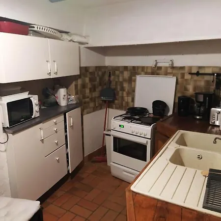Maison Authentique Avec Jacuzzi En Cevennes 7 Pers Semesterbostad *
